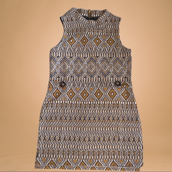 Romeo & Juliet Couture geometric print dress. - Picture 4 of 8